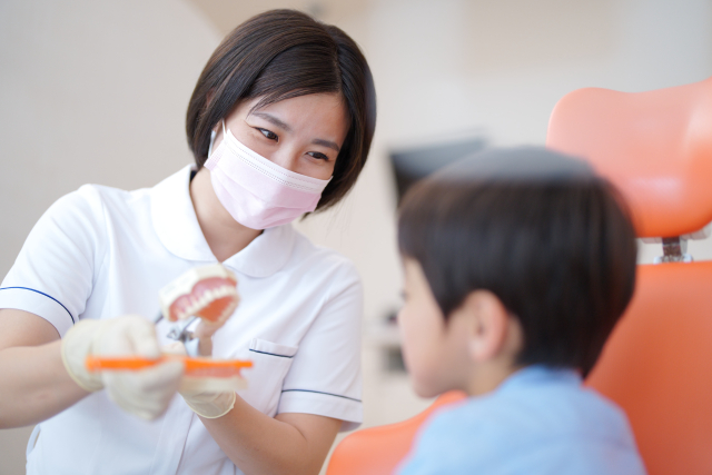 小児矯正で子どもが痛がったら保護者ができること